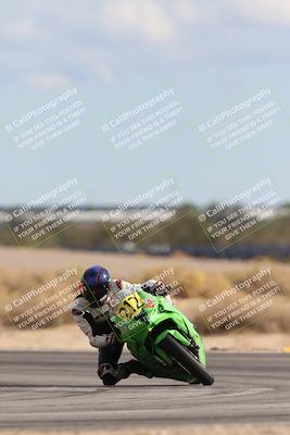 media/Nov-16-2025-Race Pace (Sun) [[8c5fa54630]]/Verified Riders/9-Turn 16 (150pm)/